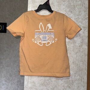 wonder nation Peach Short Sleeve Tee with Bunny Boombox Graphic